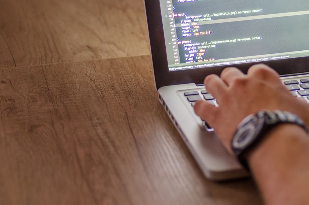 Read more about the article 3 Things Every Freelance Writer Needs to Have: AMP Skills