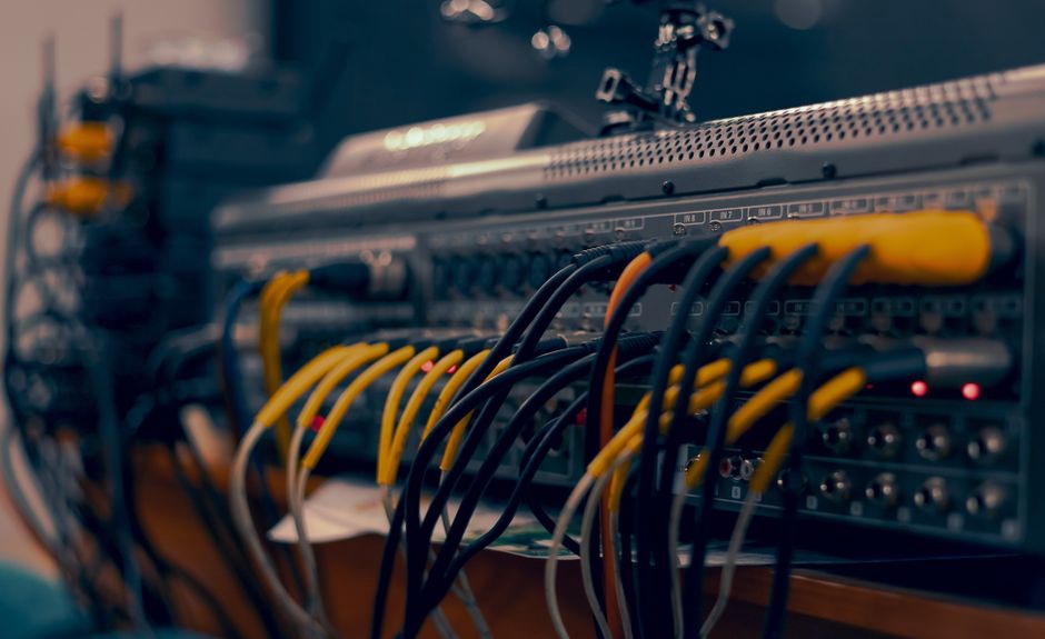 Terminal output of ip a command showing loopback and Ethernet interfaces with IP addresses