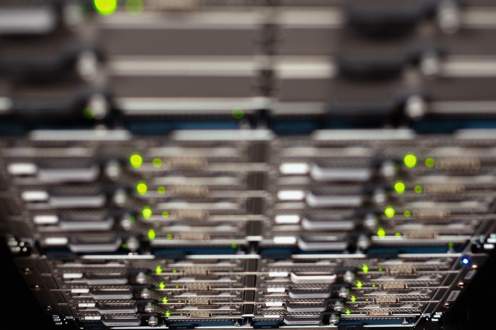 Read more about the article How DDoS Attacks Work and How to Defend Against Them