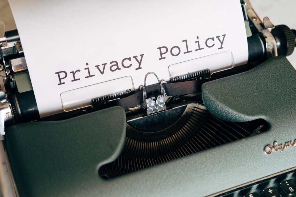 Read more about the article How to Write a Developer-Friendly Privacy Policy