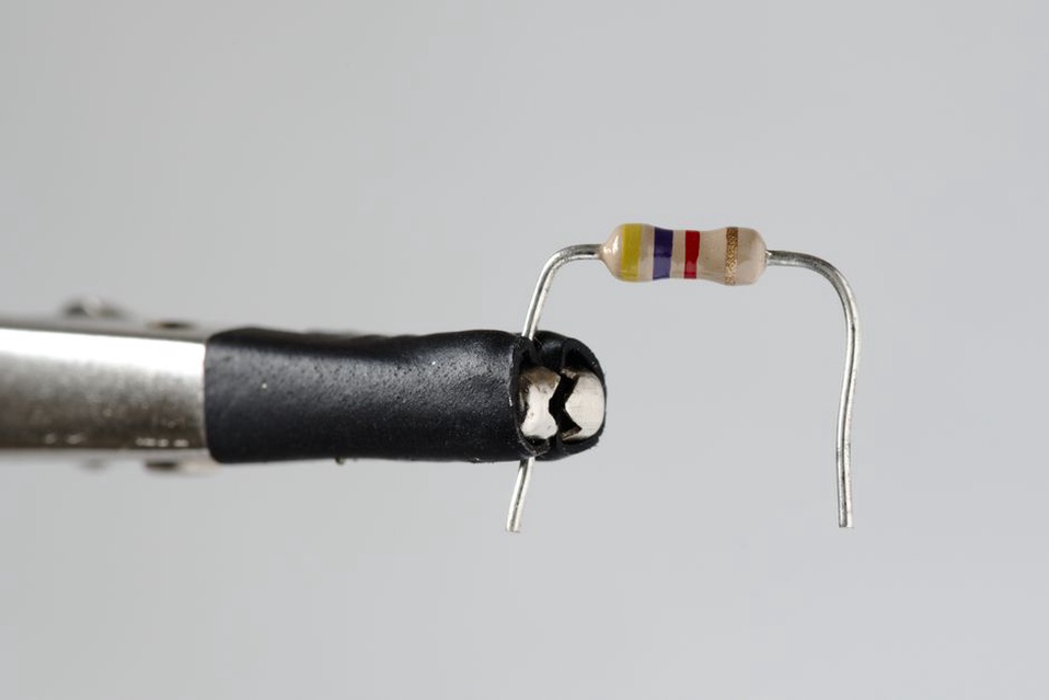 Read more about the article The Number 120 in Tech: From RS-485 to SSH Timeouts