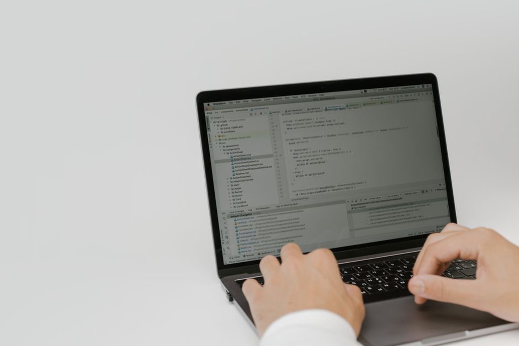 Read more about the article 3 Things Every Freelance Writer Needs to Have