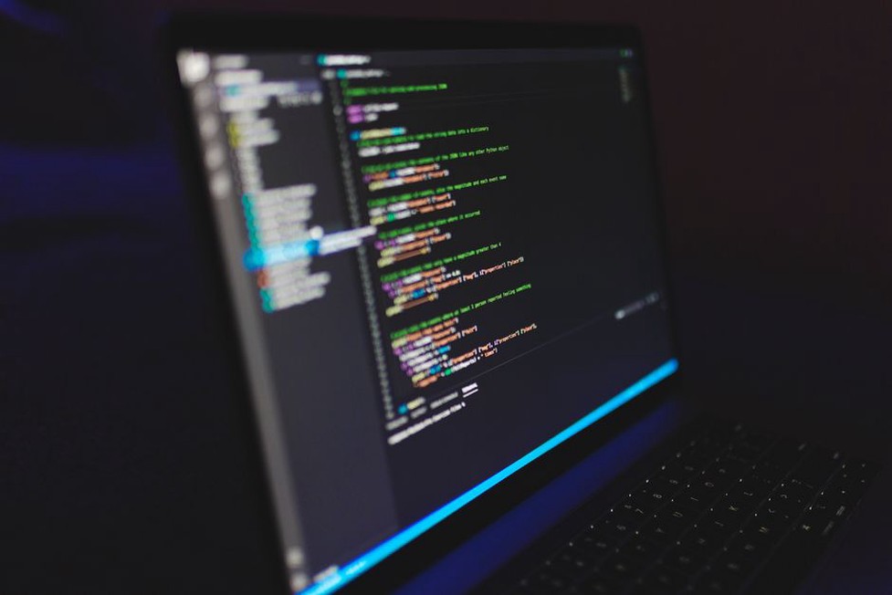 Read more about the article Choosing a C++ Compiler for Your First Project