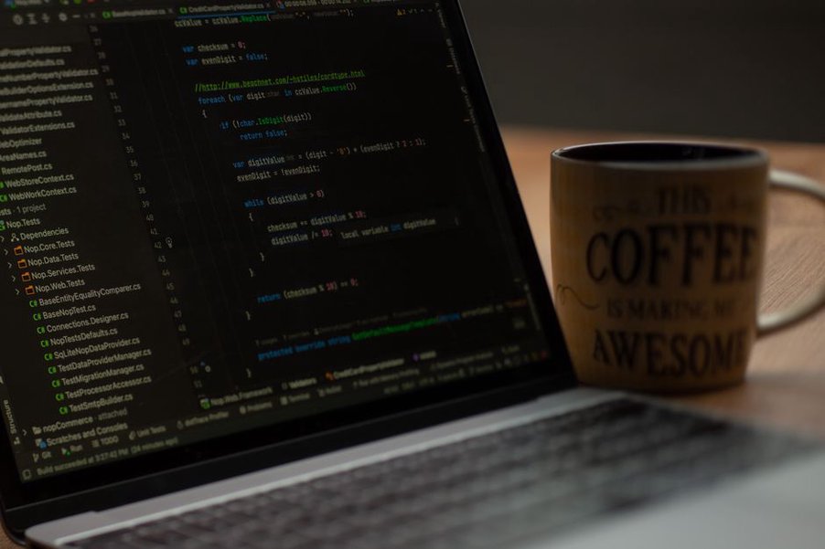 Read more about the article Java vs. C++ for Beginners: Which Should You Learn First?