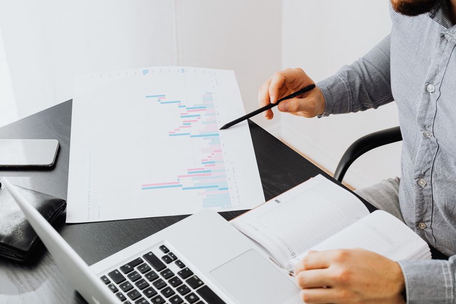 Read more about the article How to Write a Technical Case Study Readers Can Verify
