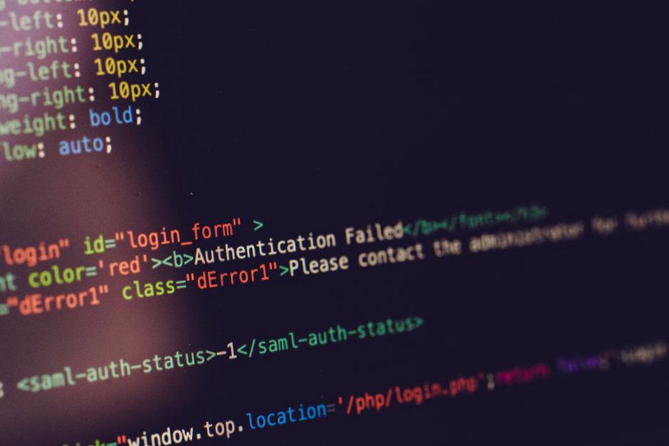 Terminal output identifies a failed C++ build