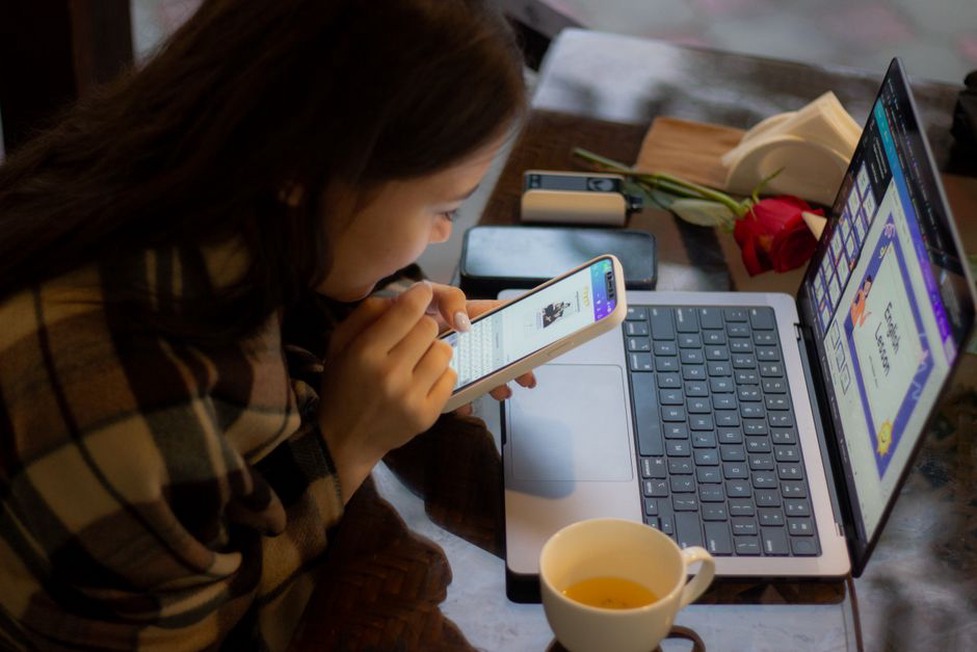 Read more about the article What Makes a Website Mobile-Friendly? A Practical Review